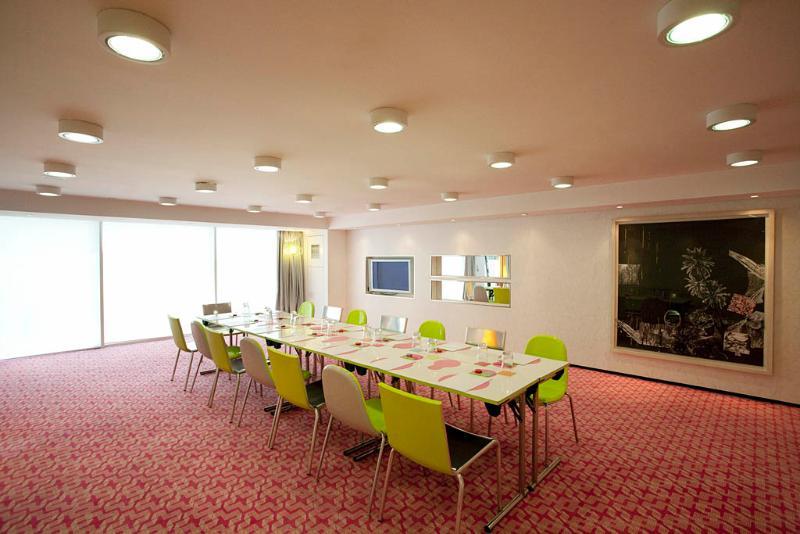Semiramis Hotel Кифисия Екстериор снимка